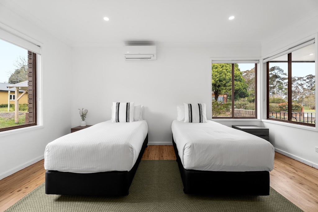Montblu at Echo Point | 2 Cliff Dr, Katoomba NSW 2780, Australia | Phone: (02) 4782 3275