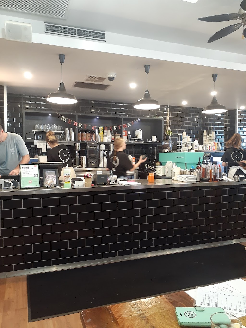 Hippo Espresso | 468 The Esplanade, Warners Bay NSW 2282, Australia | Phone: (02) 4948 0800