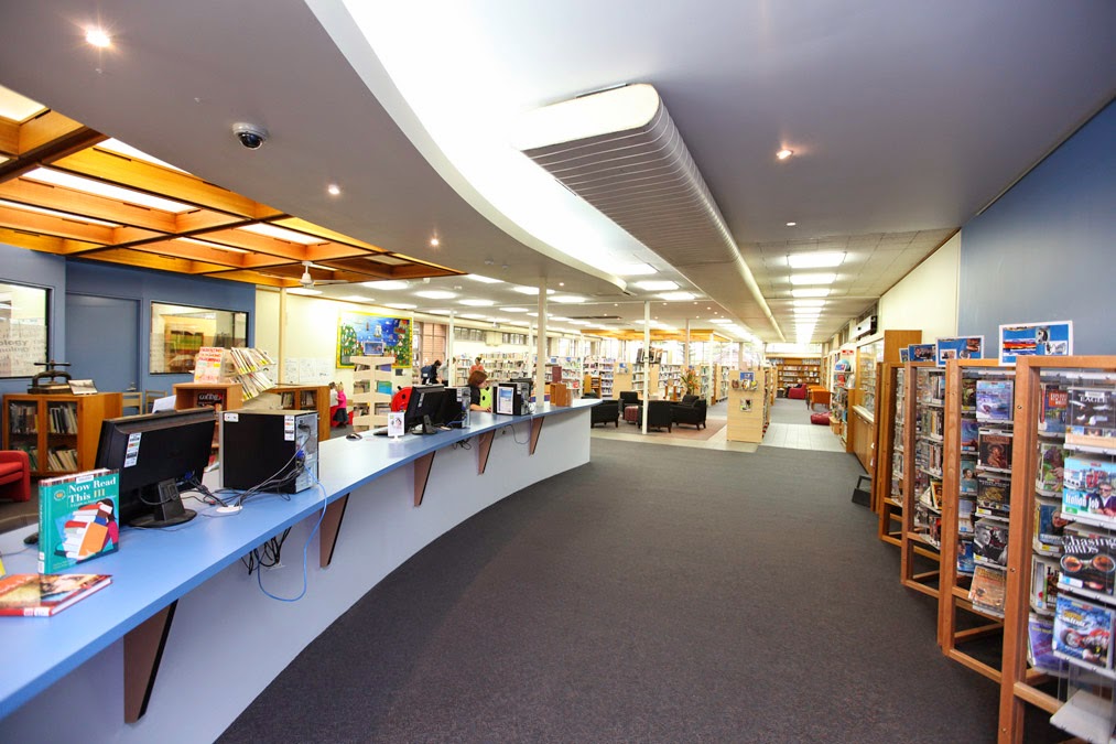 Glenelg Libraries - Portland | library | 32 Bentinck St, Portland VIC 3305, Australia | 0355222265 OR +61 3 5522 2265