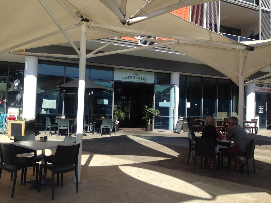 Green Olive Cafe Restaurant | 1 Pine Ave, Little Bay NSW 2036, Australia | Phone: (02) 9921 1703