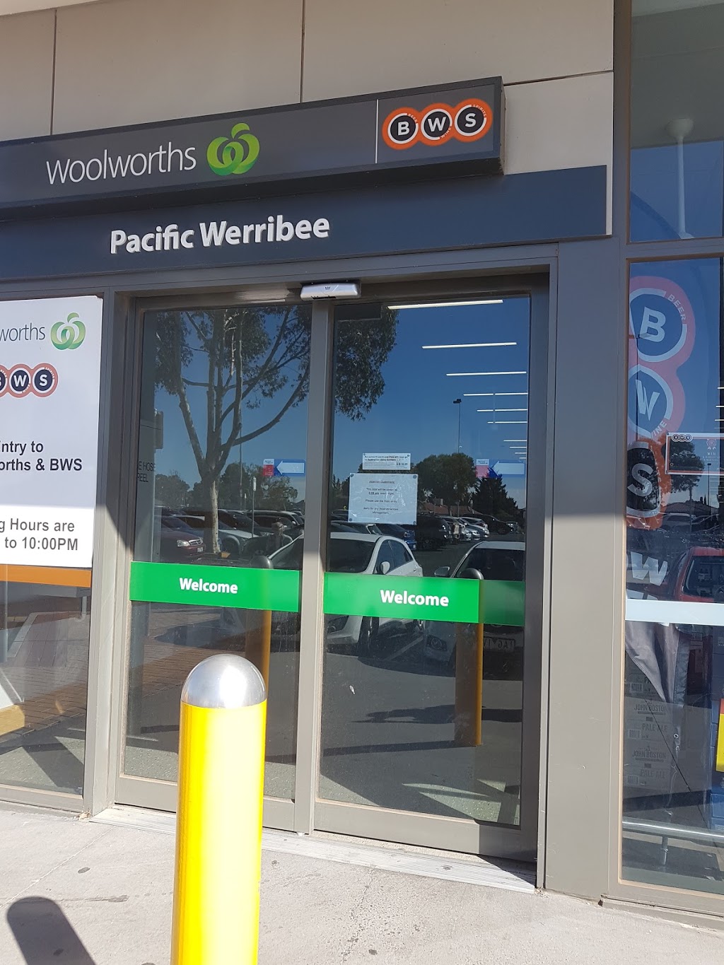 BWS Pacific Werribee | store | Pacific Werribee Shopping Centre, 3223 Heaths Rd & Derrimutt Roads, Werribee VIC 3029, Australia | 0387343626 OR +61 3 8734 3626