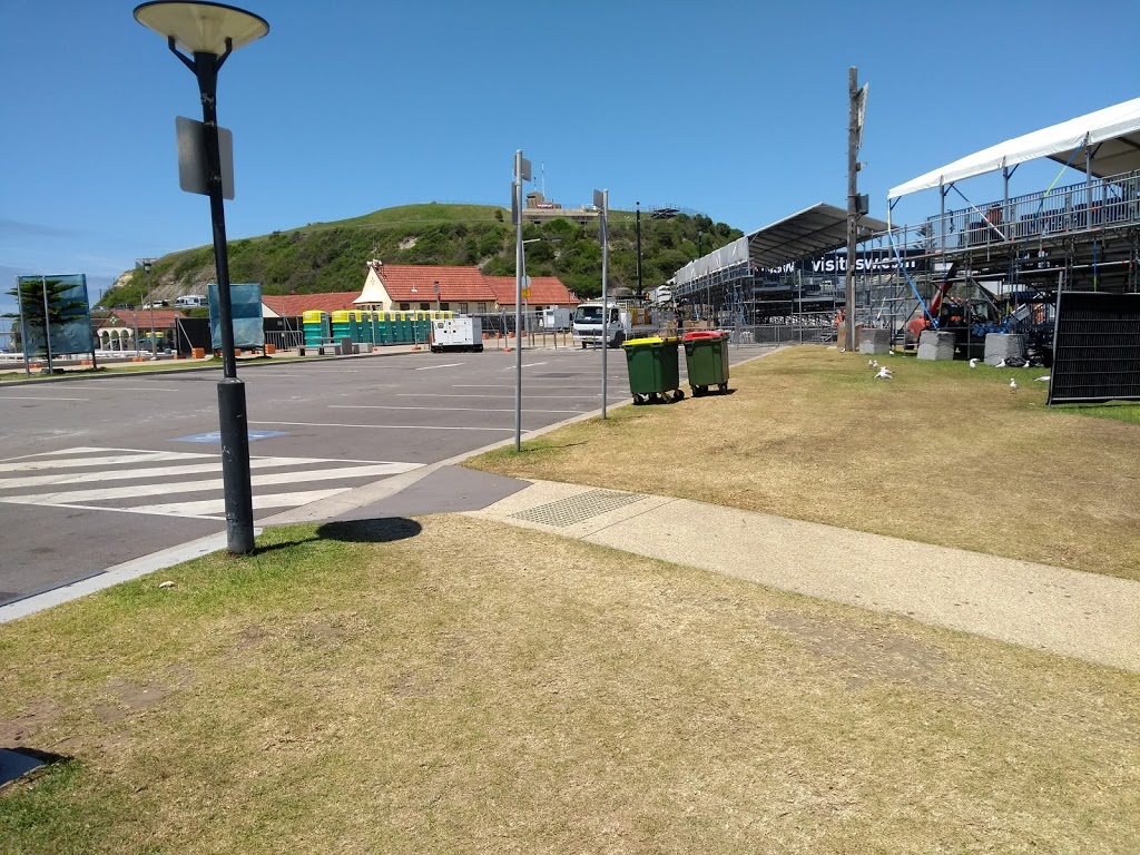 LOT 1 Nobbys Rd Parking | Nobbys Beach, Pasha Way, Newcastle East NSW 2300, Australia | Phone: (02) 4974 2000