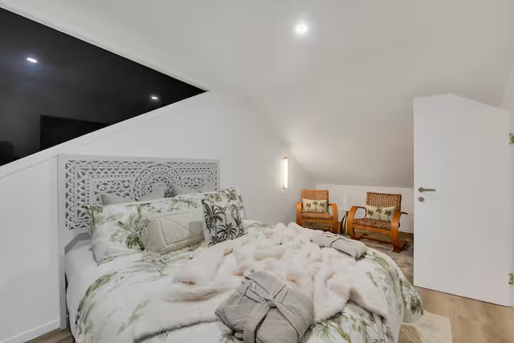 Max Painting Solutions | 26A Eden Ave, Coolangatta QLD 4225, Australia | Phone: 0405 391 408