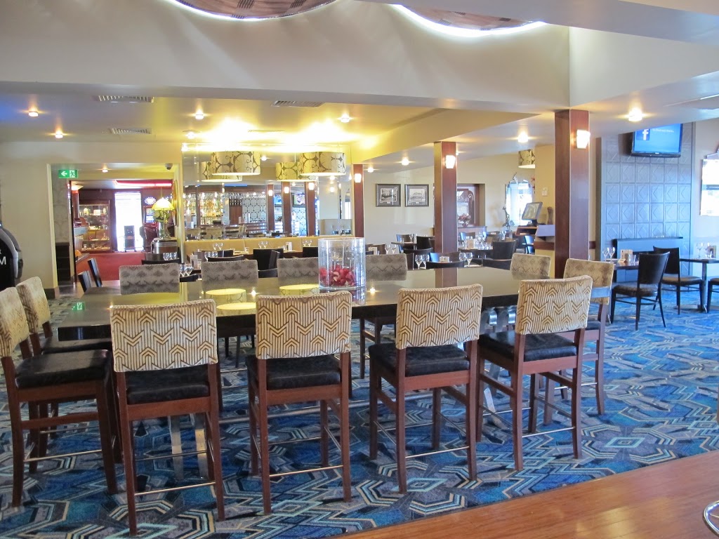 Hotel Royal Torrensville | store | 180 Henley Beach Rd, Torrensville SA 5031, Australia | 0883527855 OR +61 8 8352 7855