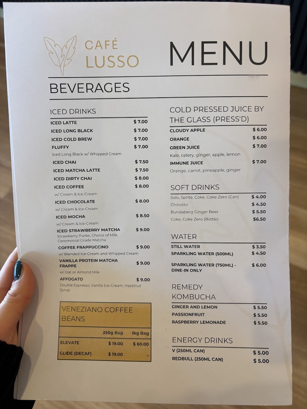 Café Lusso | 195 Johns Rd, Wadalba NSW 2259, Australia | Phone: (02) 4350 0600