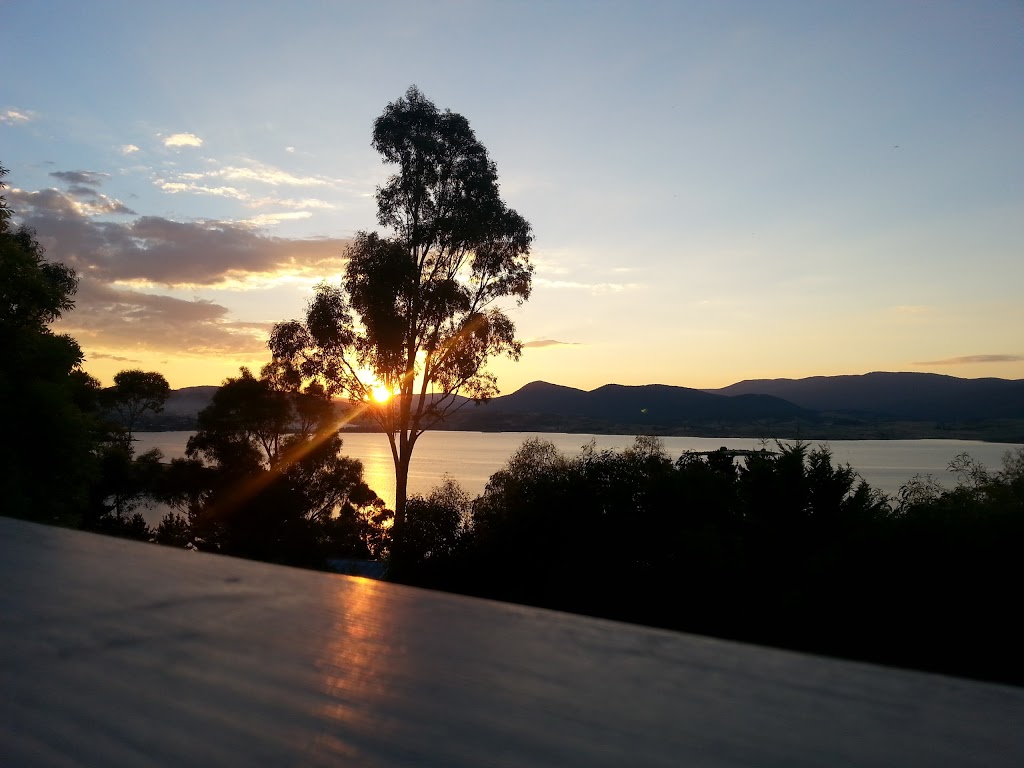 Geminga | lodging | 30 Jerrara Dr, East Jindabyne NSW 2627, Australia