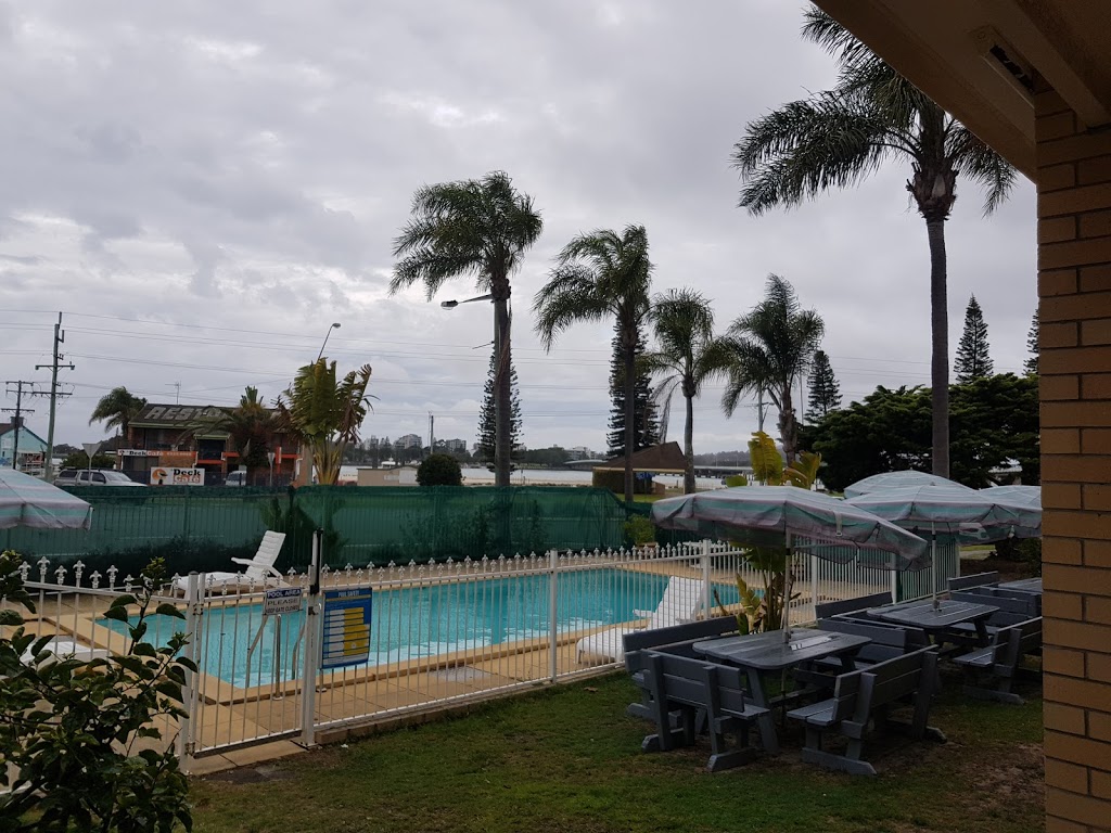 South Pacific Palms Motor Inn | lodging | 36 Manning St, Tuncurry NSW 2428, Australia | 0265546511 OR +61 2 6554 6511