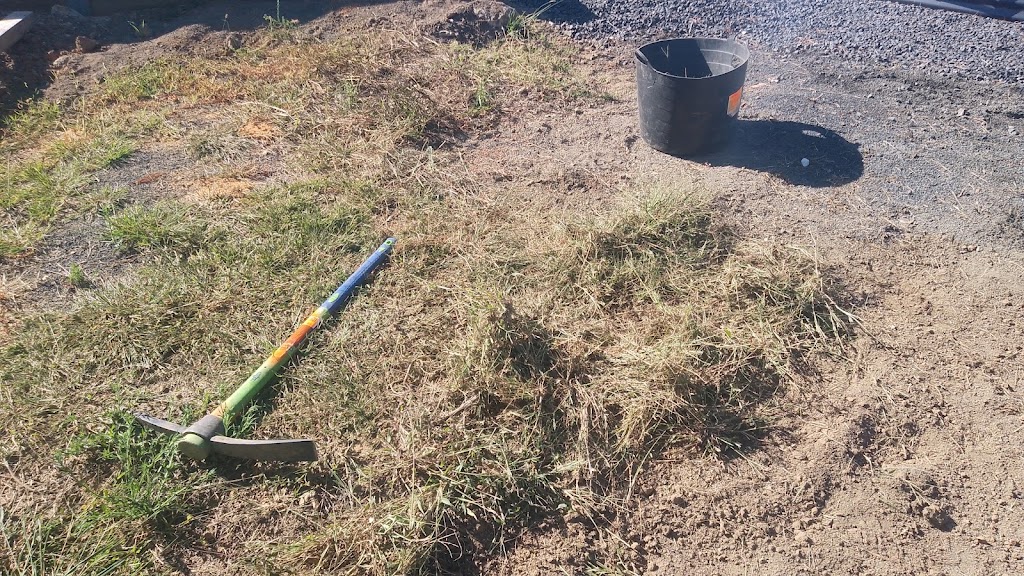 Light Garden Work | Unit 4/1 John St, Uralla NSW 2358, Australia | Phone: 0404 100 970