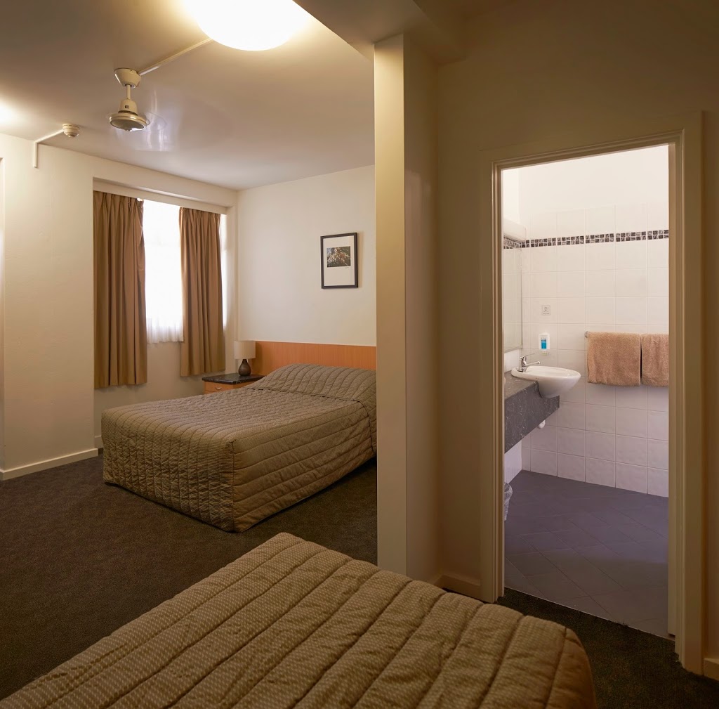 Baileys Motel | 150 Bennett St, Perth WA 6004, Australia | Phone: (08) 9220 9555