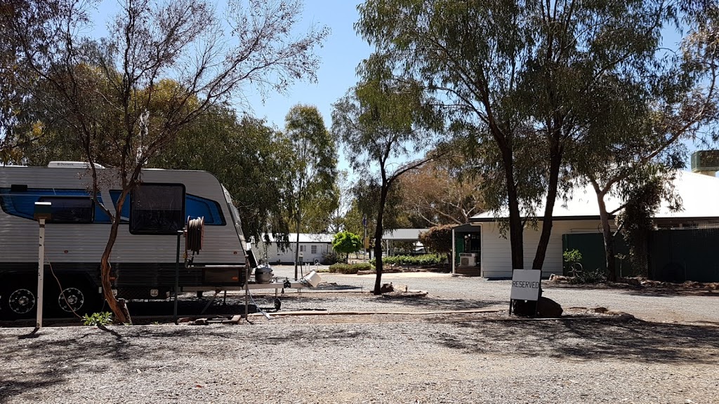 Ace Caravan Park | Corner Newell & Mid Western Highways, West Wyalong NSW 2671, Australia | Phone: (02) 6972 3061