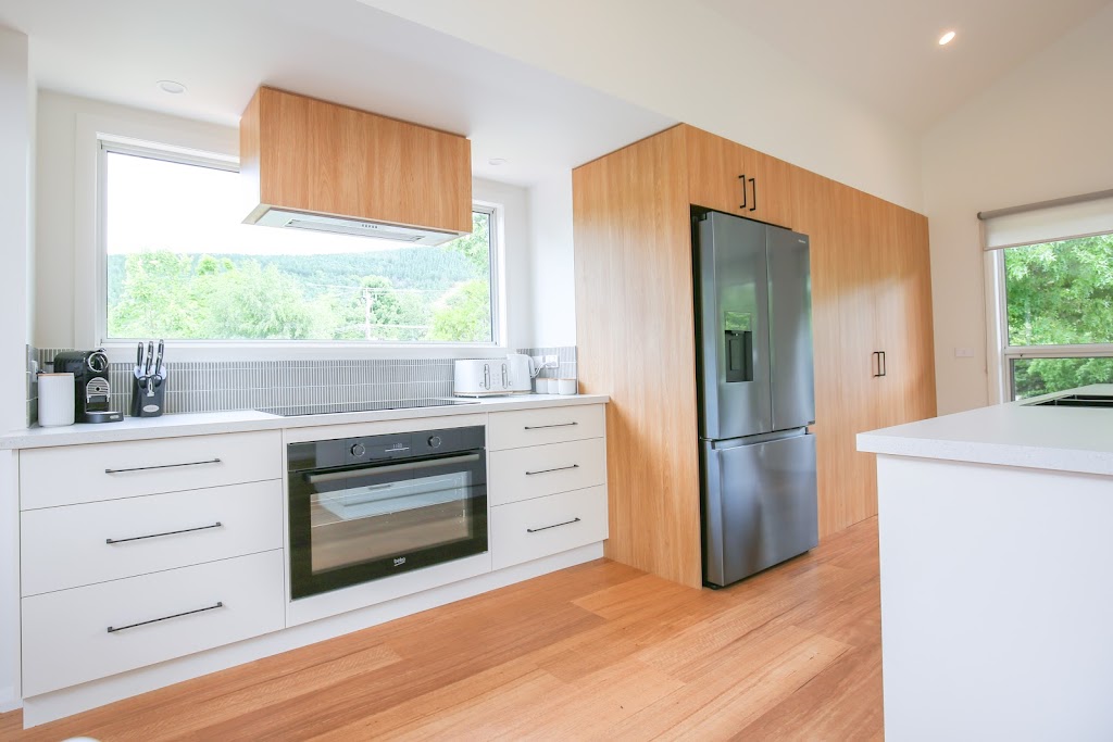 Toorak Treetop | 24 Toorak Rd, Bright VIC 3741, Australia | Phone: (03) 5759 2555