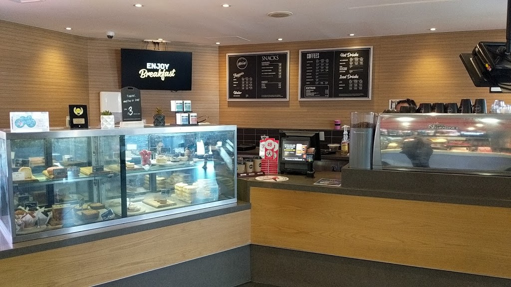McDonalds Kempsey | cafe | 95 Smith St, Kempsey NSW 2440, Australia | 0265631831 OR +61 2 6563 1831