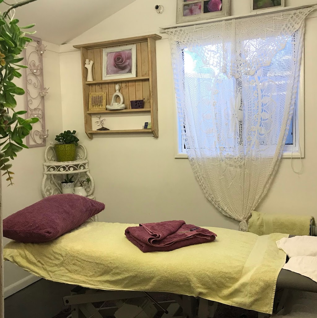 Balanced Remedial Massage & Wellbeing |  | 10 Badgery Cres, Lawson NSW 2783, Australia | 0499651545 OR +61 499 651 545