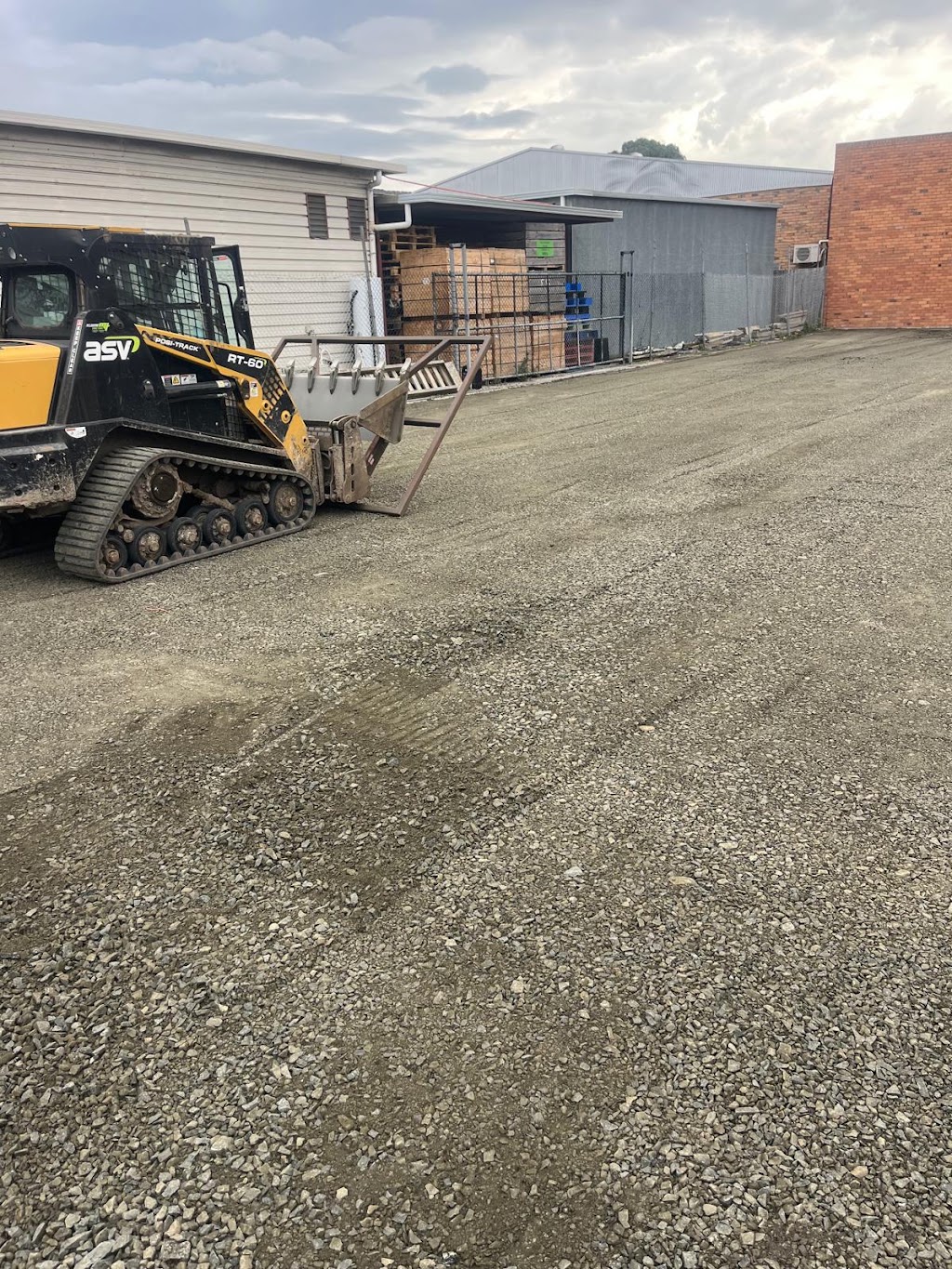 Melbourne tippers Pty Ltd | 2314 Epping-Kilmore Rd, Beveridge VIC 3753, Australia | Phone: 0452 469 425