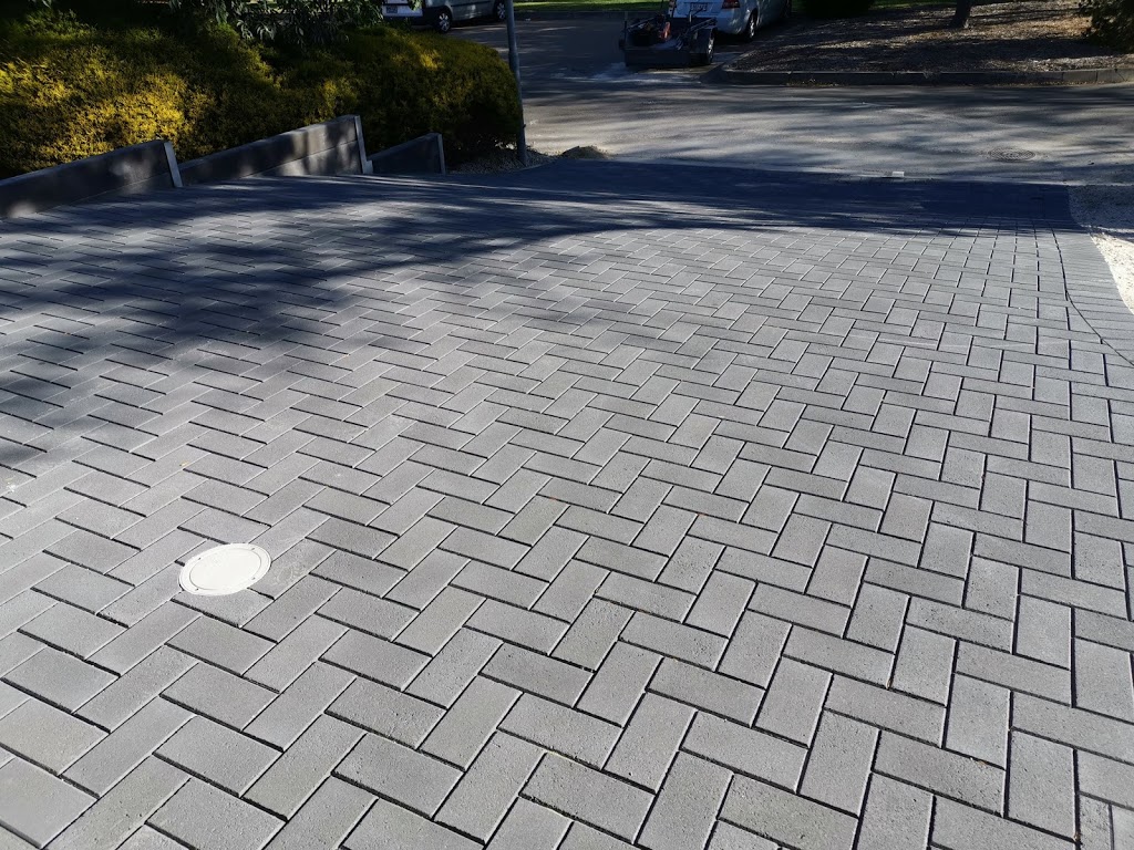 Designer Paving and Landscaping | 14 Telowie Ave, Blakeview SA 5114, Australia | Phone: 0402 543 240