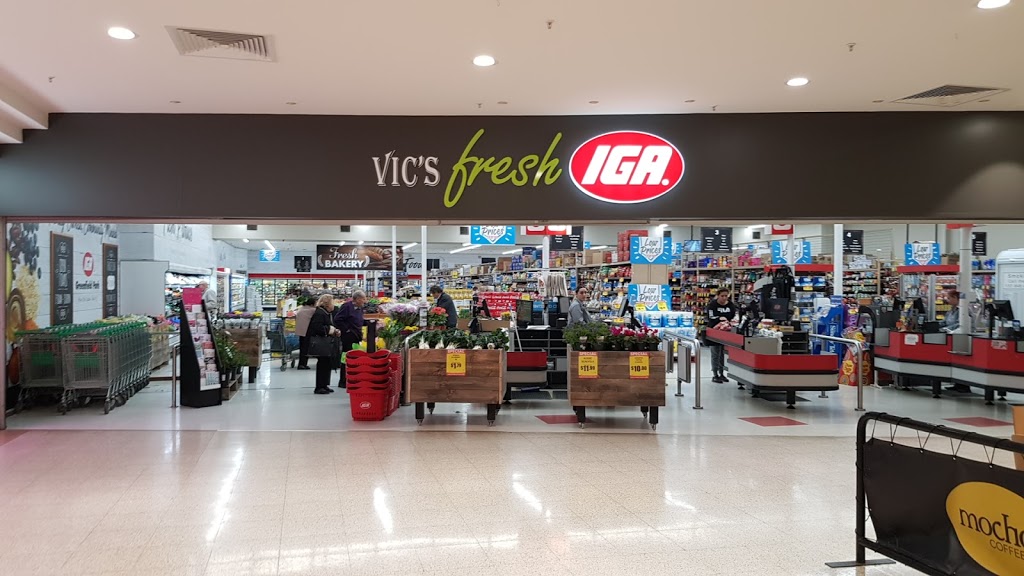 VicsFresh IGA Greenfield Park | supermarket | 1 Greenfield Rd, Greenfield Park NSW 2176, Australia | 0296103231 OR +61 2 9610 3231