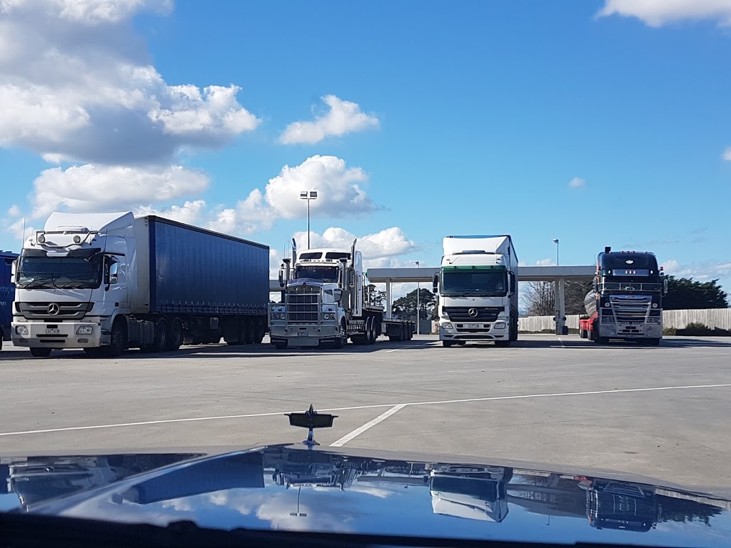 BP Truckstop | gas station | 30 Handford Ln, 94 Princes Hwy, Officer VIC 3809, Australia | 0359432164 OR +61 3 5943 2164
