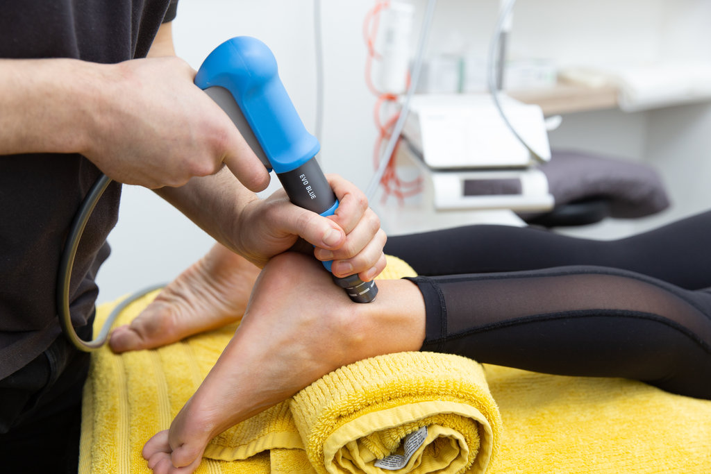 Spring Osteo Clinic | Shop 2/486 Whitehorse Rd, Surrey Hills VIC 3127, Australia | Phone: (03) 9830 7044