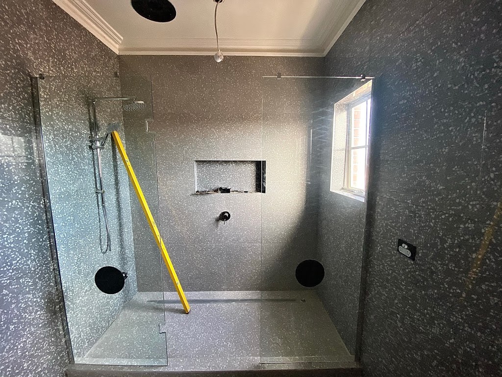 Sunrise shower screens | 28 Prime St, Mickleham VIC 3064, Australia | Phone: 0474 469 926