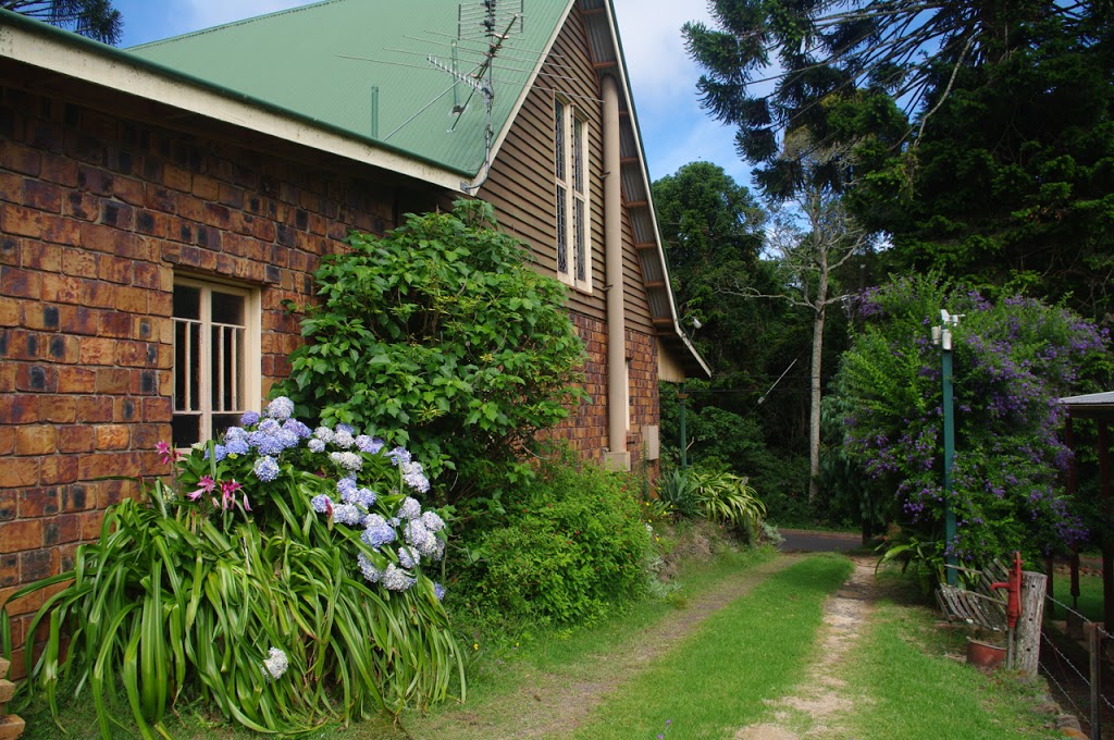 Colonial Cottage Accommodation | 16 Bunya Ave, Bunya Mountains QLD 4405, Australia | Phone: (07) 4668 3126