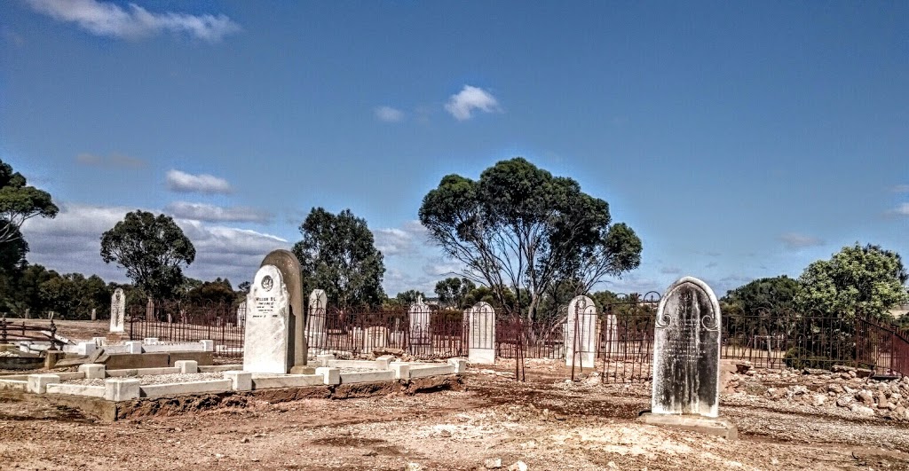 Bremer Road Cemetery | cemetery | 23 Bremer Rd, Murray Bridge SA 5253, Australia