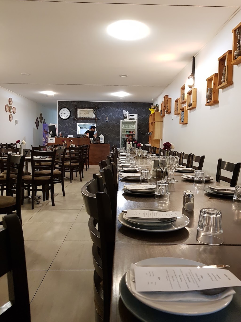 Lahori Gate Restaurant | restaurant | 1/4 Weetangera Pl, Weetangera ACT 2614, Australia | 0262783987 OR +61 2 6278 3987