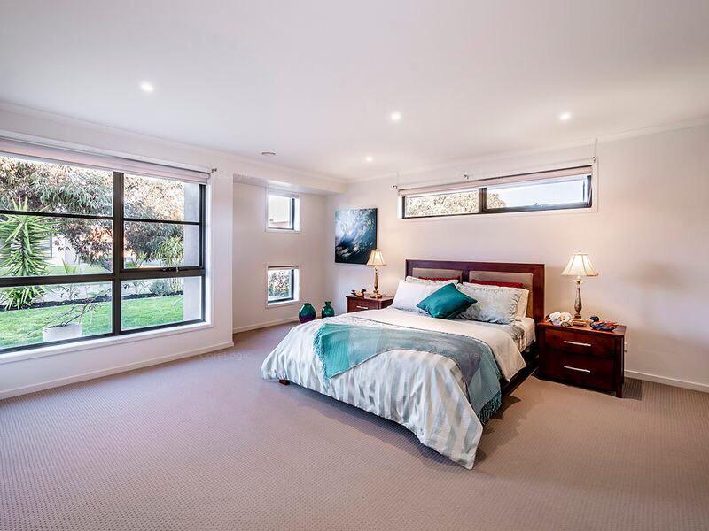 Two brother painter pty ltd | 85 Olympic Parade, Clyde VIC 3978, Australia | Phone: 0402 436 308