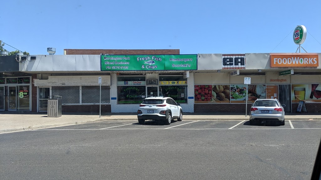 Robertson Drive Shops | shopping mall | 39/47 Robertson Dr, Mornington VIC 3931, Australia