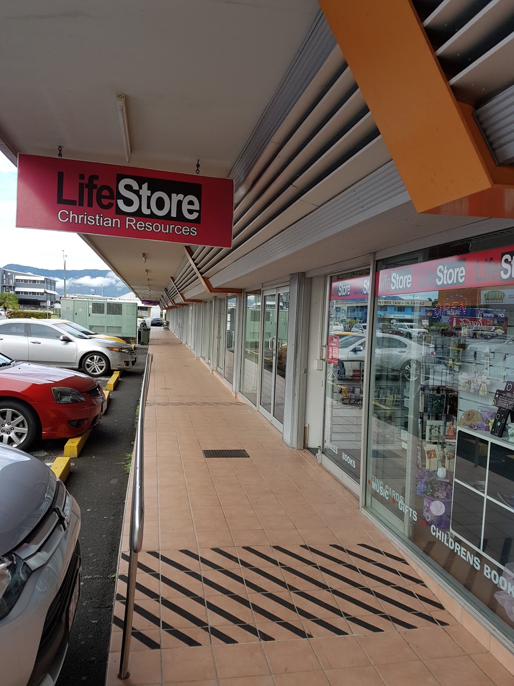 Lifestore | book store | 113-117 Sheridan St, Cairns City QLD 4870, Australia | 0740511590 OR +61 7 4051 1590