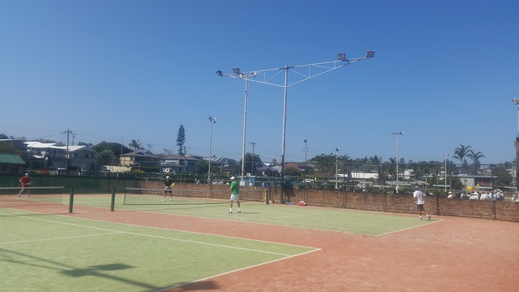 Redhead Tennis Courts | 34 Burns St, Redhead NSW 2290, Australia | Phone: (02) 4944 8144