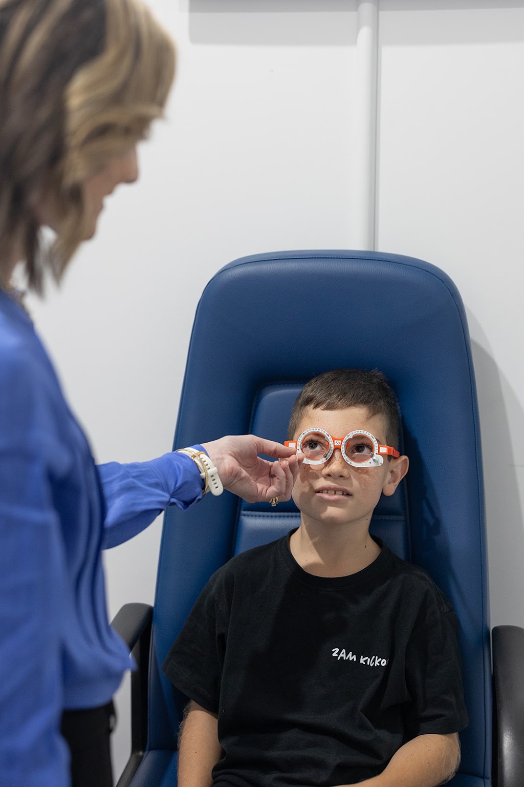 Local Eyes Optometrists | Shop 2/10 Eimeo Rd, Rural View QLD 4740, Australia | Phone: (07) 4863 4776