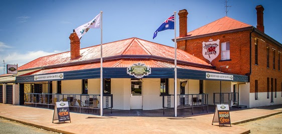 Bedford Arms Hotel Brookton | cafe | 99 Robinson Rd, Brookton WA 6306, Australia | 0896421172 OR +61 8 9642 1172