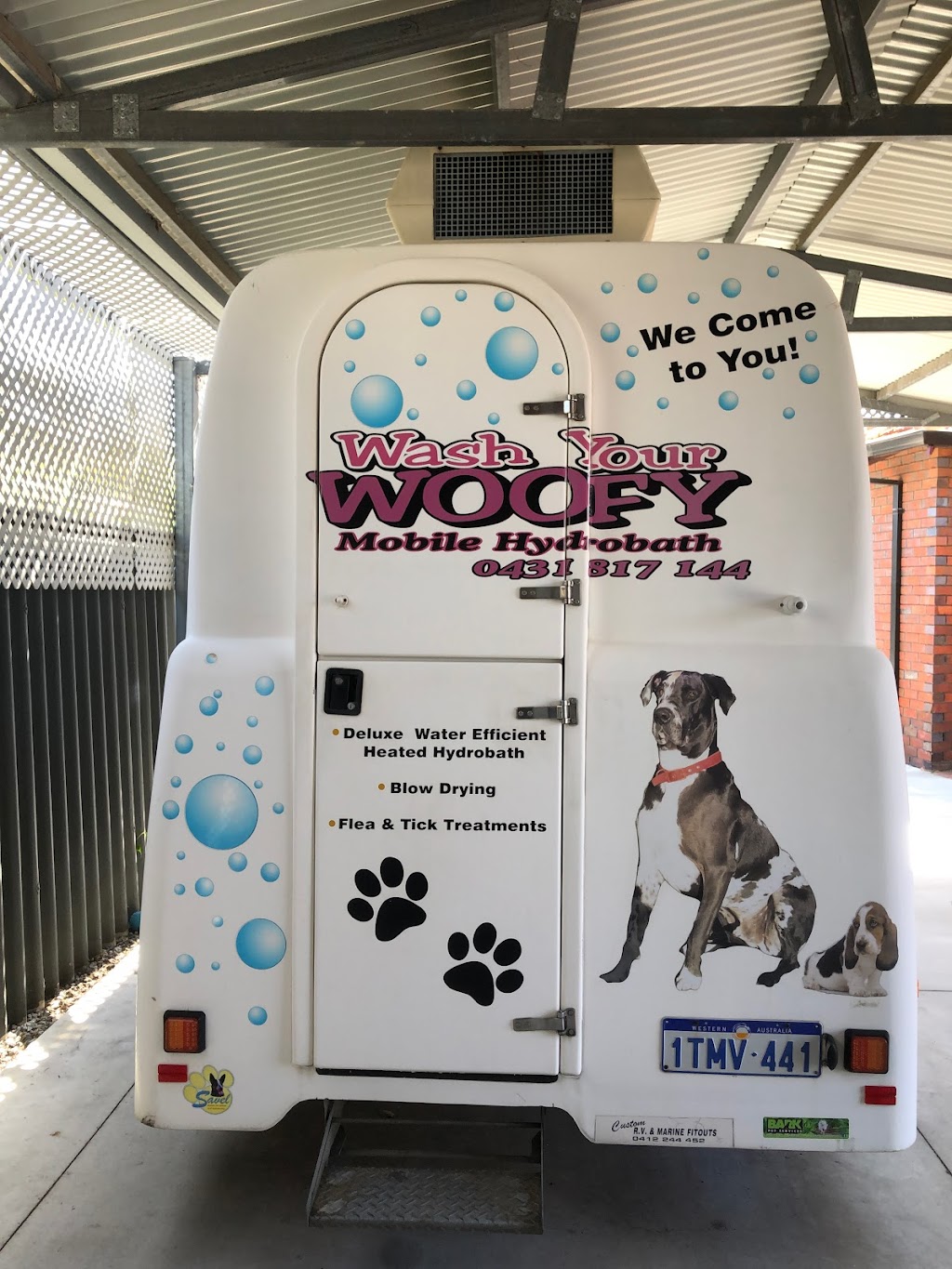 Wash Your Woofy | 8 Atoll Ct, Mullaloo WA 6027, Australia | Phone: 0431 817 144