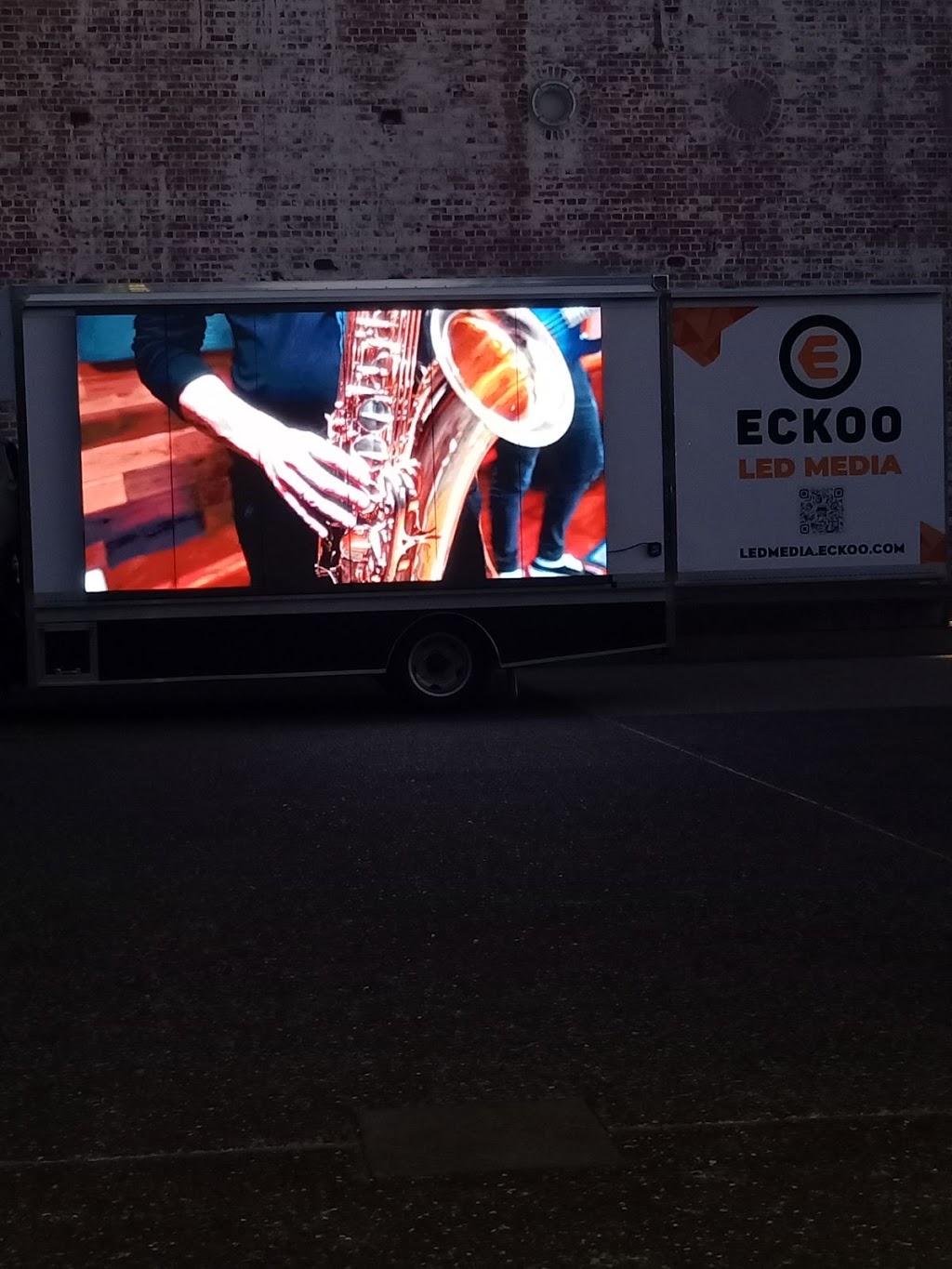 Eckoo LED Media | 14/224 New Cleveland Rd, Tingalpa QLD 4173, Australia | Phone: (07) 3123 4873