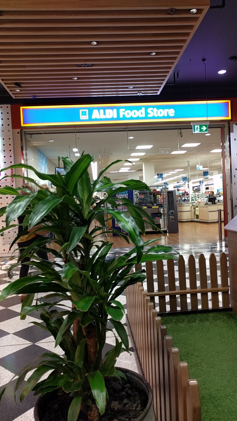 ALDI Penrith Westfield | supermarket | 585 High St, Penrith NSW 2750, Australia