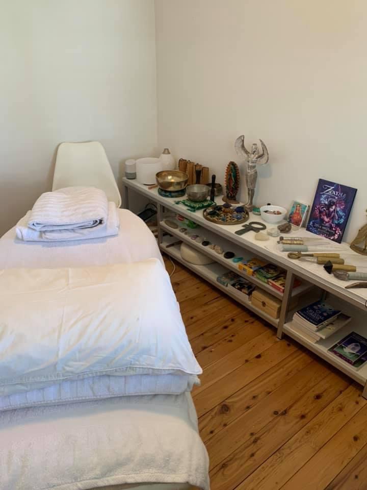 Kay Andrews Healing & Massage | 157 Wallumatta Rd, Newport NSW 2106, Australia | Phone: 0416 123 755
