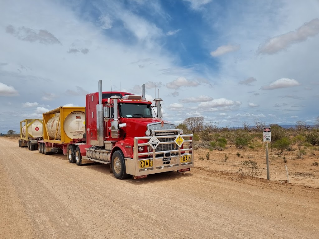 Booth Transport |  | 19 Armstrong Rd, Hope Valley WA 6165, Australia | 0893955500 OR +61 8 9395 5500