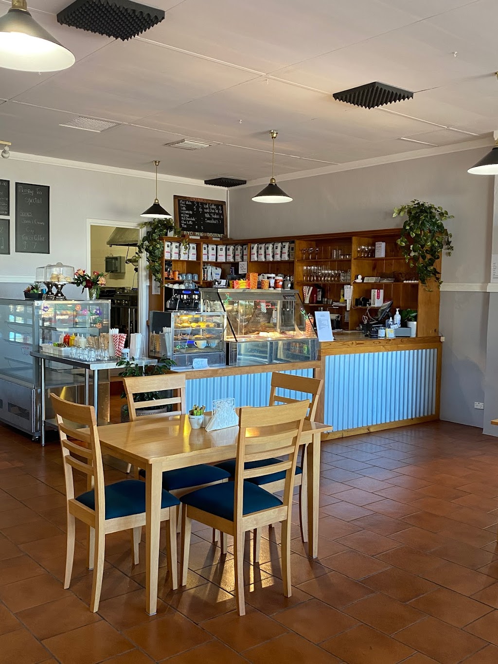 Cafe of Note | 21 Fenton Pl, Wongan Hills WA 6603, Australia | Phone: (08) 9671 1231