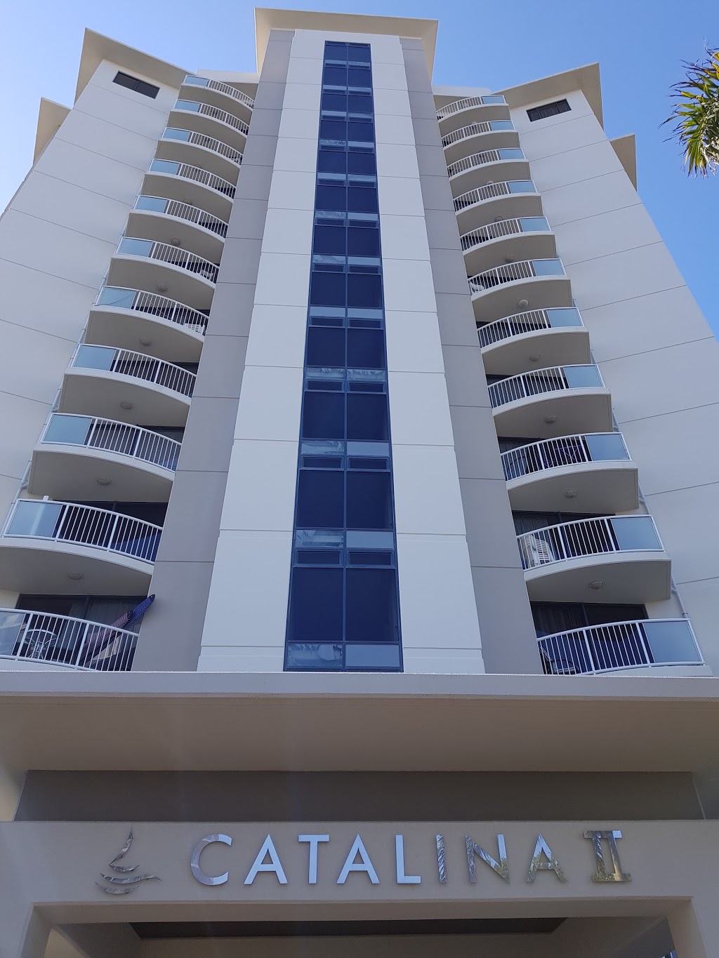 Catalina Resort | lodging | 47 Sixth Ave, Maroochydore QLD 4558, Australia | 0754438666 OR +61 7 5443 8666