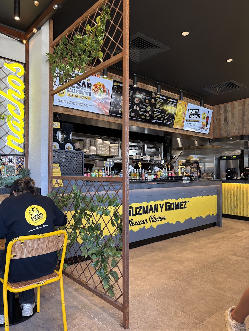 Guzman y Gomez - Albury | Tenancy 1/373-375 Wagga Rd, Lavington NSW 2641, Australia | Phone: (03) 7049 9997