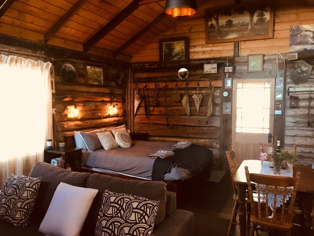Leura Log Cabin | lodging | 189 Dumbouy Road, Warracknabeal VIC 3393, Australia | 0409564478 OR +61 409 564 478