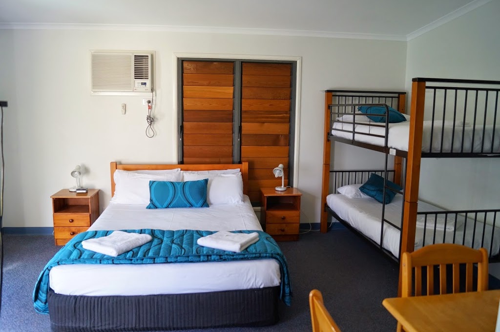 Tin Can Bays Sleepy Lagoon Motel | Groper St, Tin Can Bay QLD 4580, Australia | Phone: (07) 5488 0653