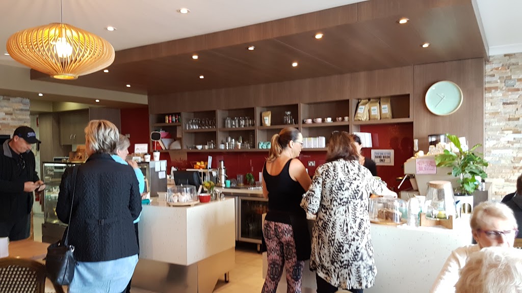 Point Cafe | cafe | 40 Point St, Bulli NSW 2516, Australia | 0242672850 OR +61 2 4267 2850