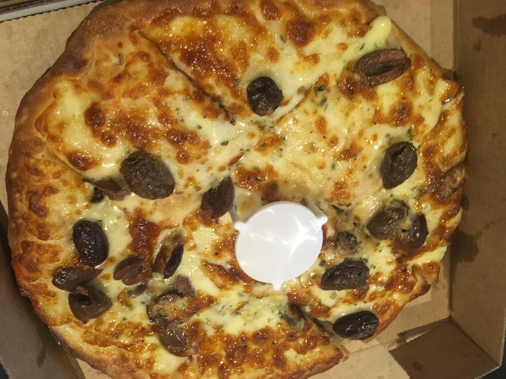 Town and Country Pizza Armstrong Creek | shop 16/720/740 Barwon Heads Rd, Armstrong Creek VIC 3217, Australia | Phone: (03) 5264 1858