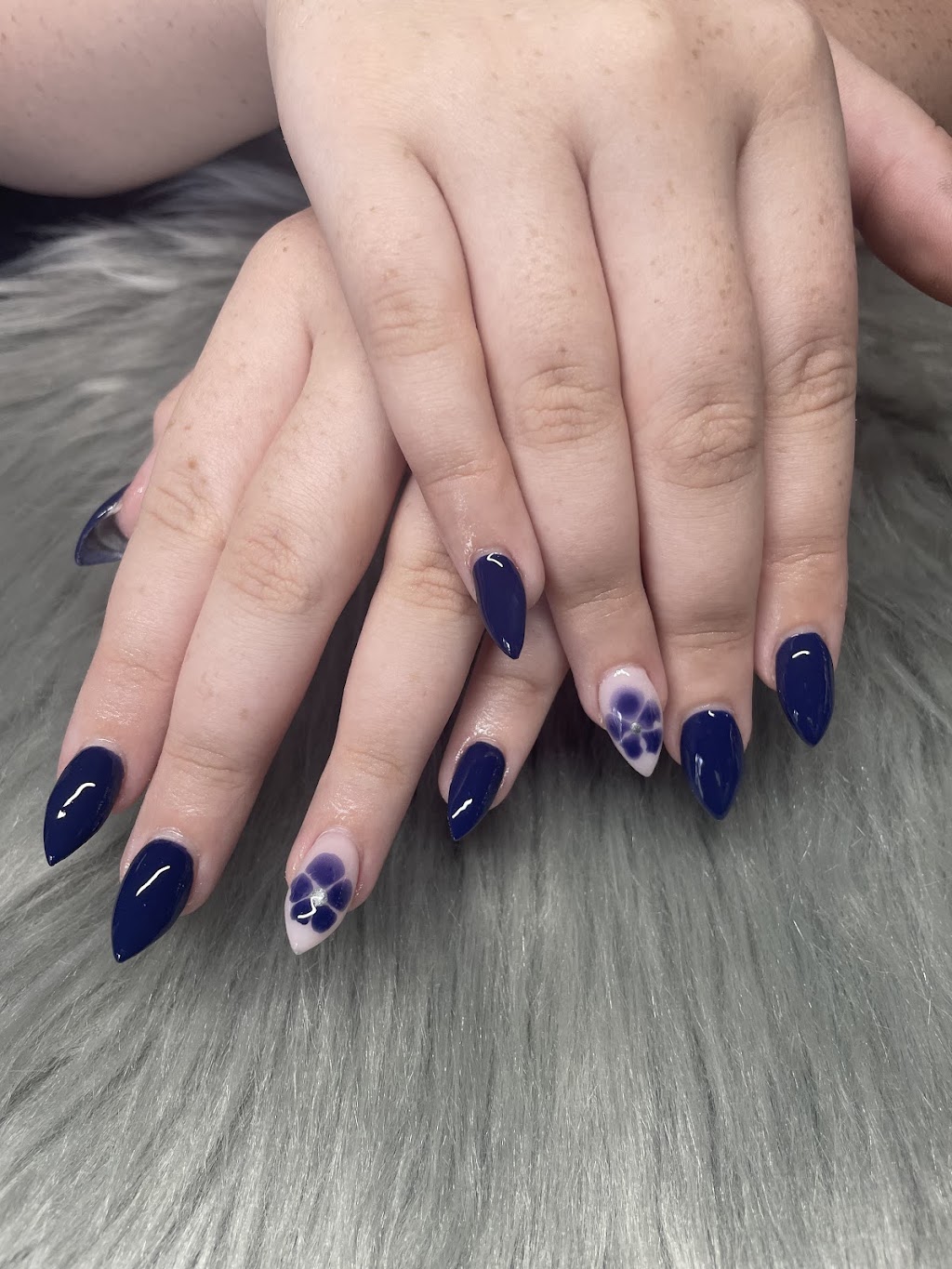 Chloee’s Lash and Brow Bar | Gregors Creek Rd, Woolmar QLD 4515, Australia | Phone: 0493 279 154