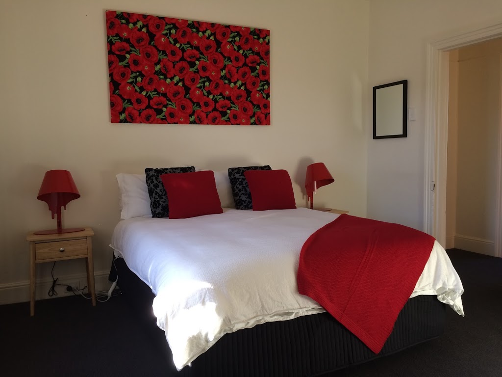 RED DOOR Terrace | lodging | 49 Lochner St, North Hobart TAS 7000, Australia | 0409979122 OR +61 409 979 122
