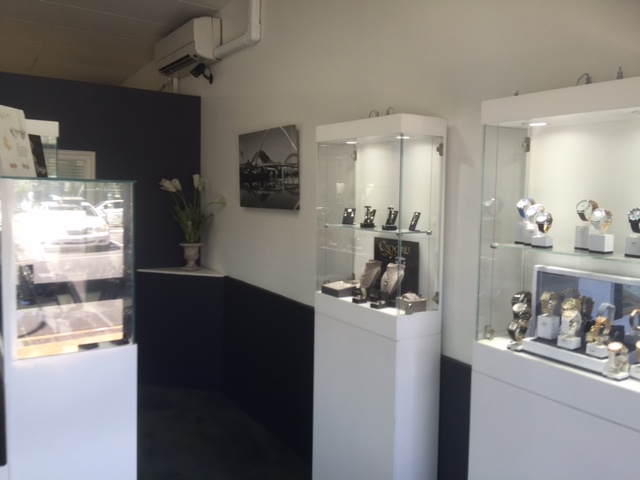 Chirn Park Jewellers | jewelry store | 4/36 Musgrave Ave, Labrador QLD 4215, Australia | 0755271652 OR +61 7 5527 1652