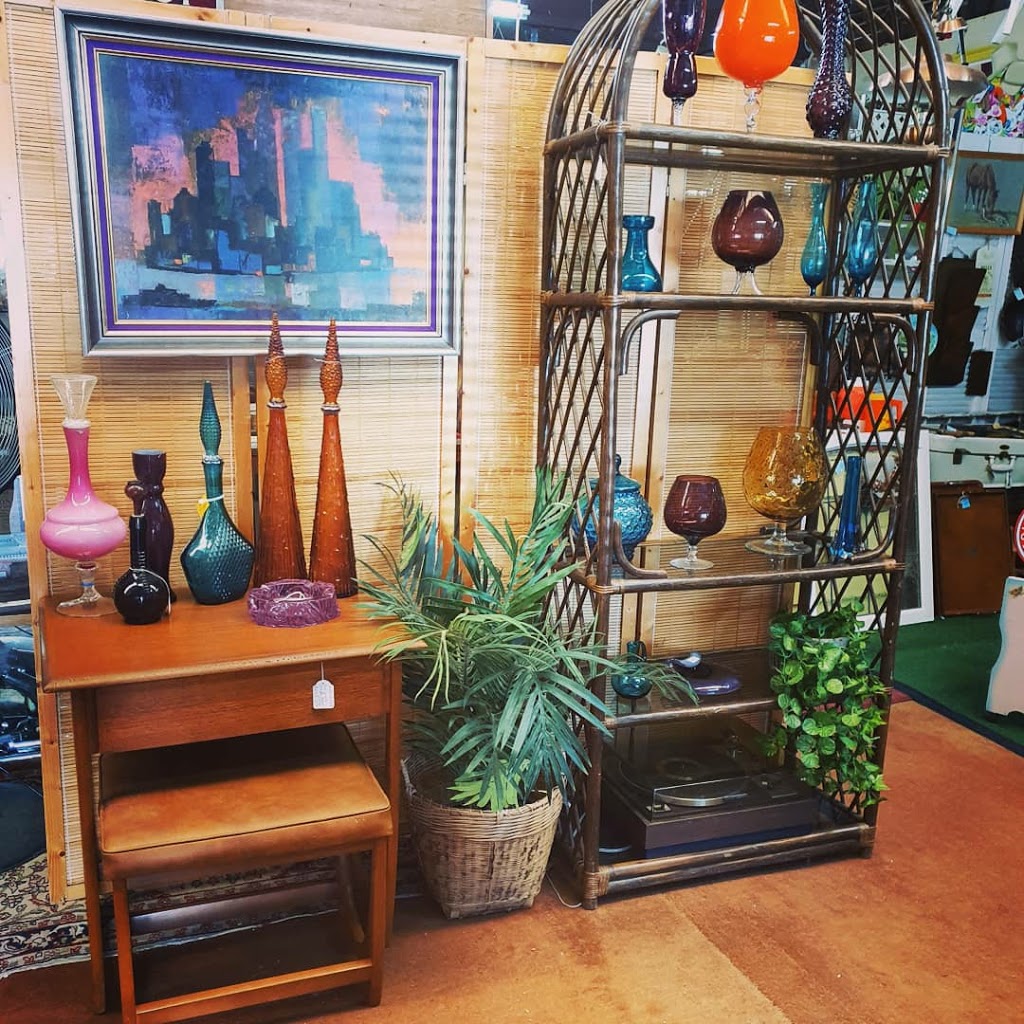 1546 Vintage | home goods store | 1546 Frankston - Flinders Rd, Tyabb VIC 3913, Australia | 0359773754 OR +61 3 5977 3754