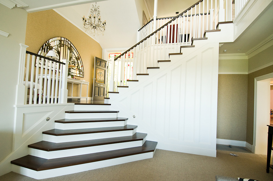 CJ BLACK STAIRCASES & JOINERY | 3/16 Bonnal Rd, Erina NSW 2250, Australia | Phone: 0410 184 468