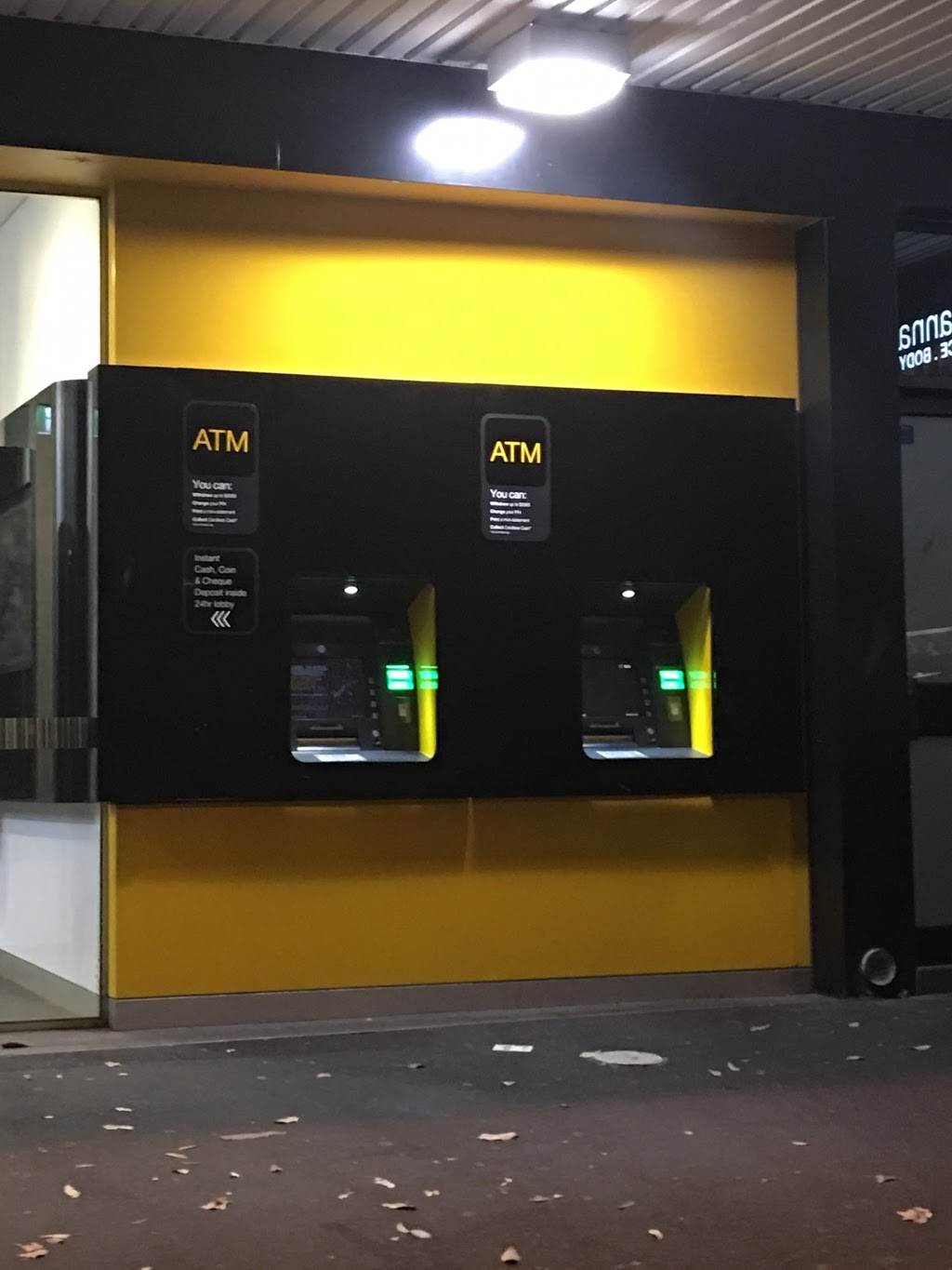 Commonwealth Bank | 435 Crown St, Surry Hills NSW 2010, Australia | Phone: (02) 9319 6551